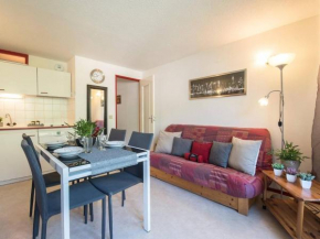 Appartement pour 4 à Saint-Lary, proche centre, balcon, casier à skis, parking municipal - FR-1-296-236